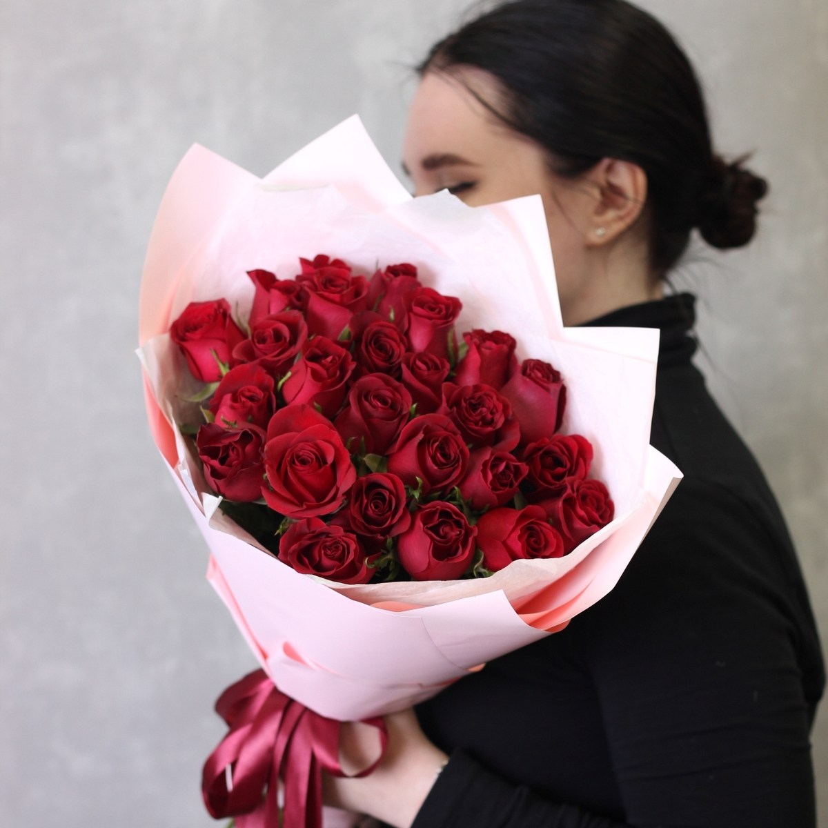 25 krasnyh roz 6